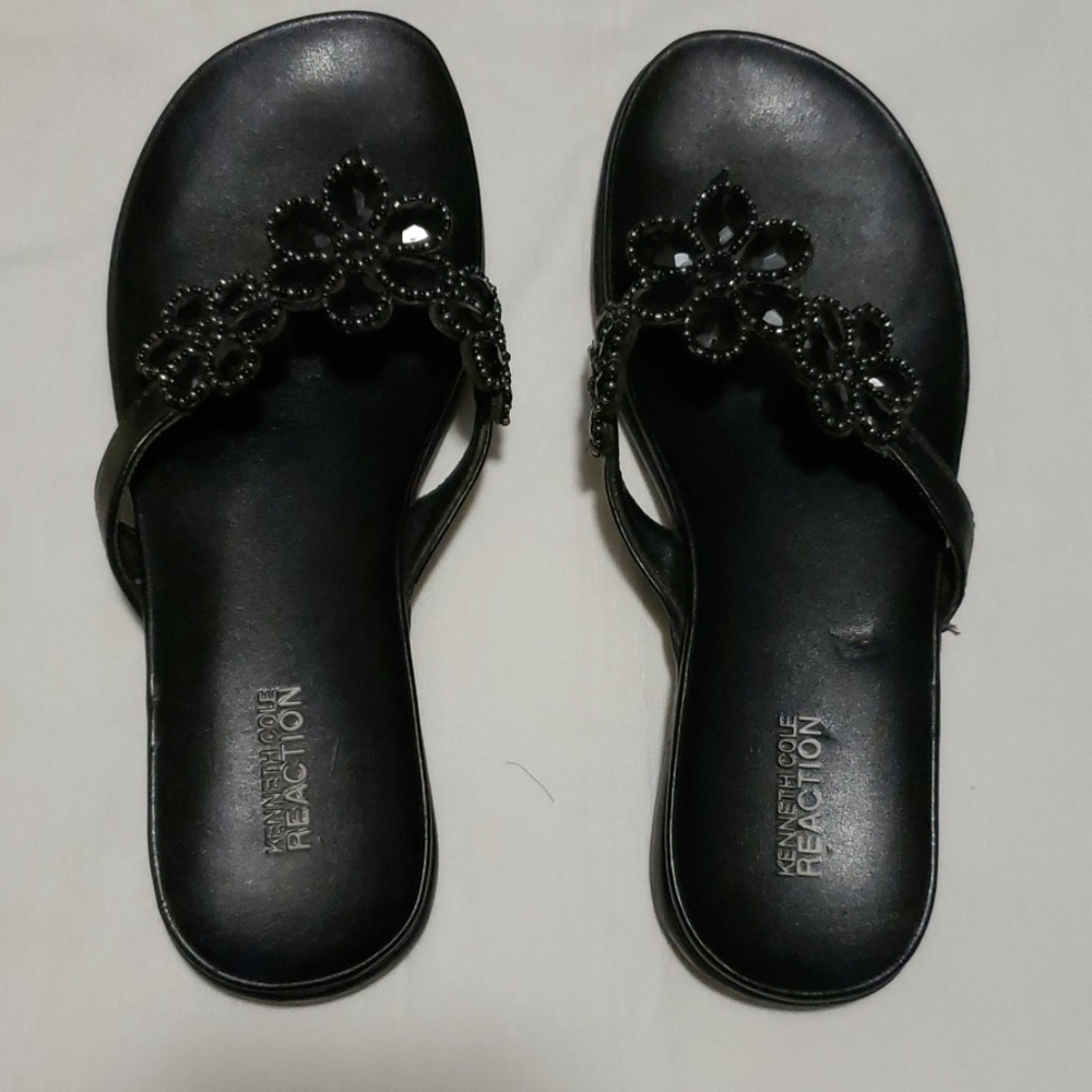 💰💰Kenneth Cole reaction  sandal💰💰